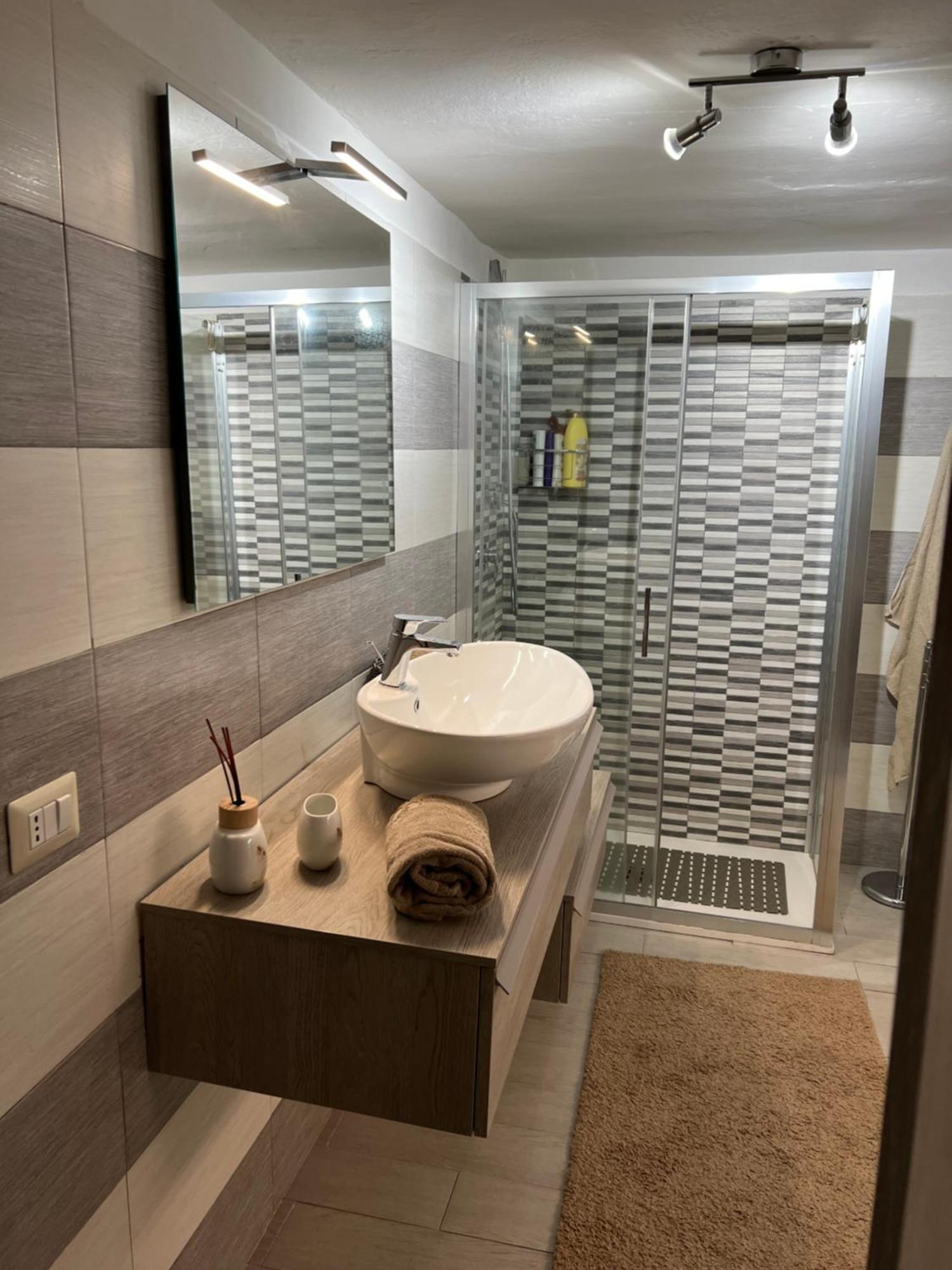Casa Vacanze Manzoni 29 Cagliari Zewnętrze zdjęcie