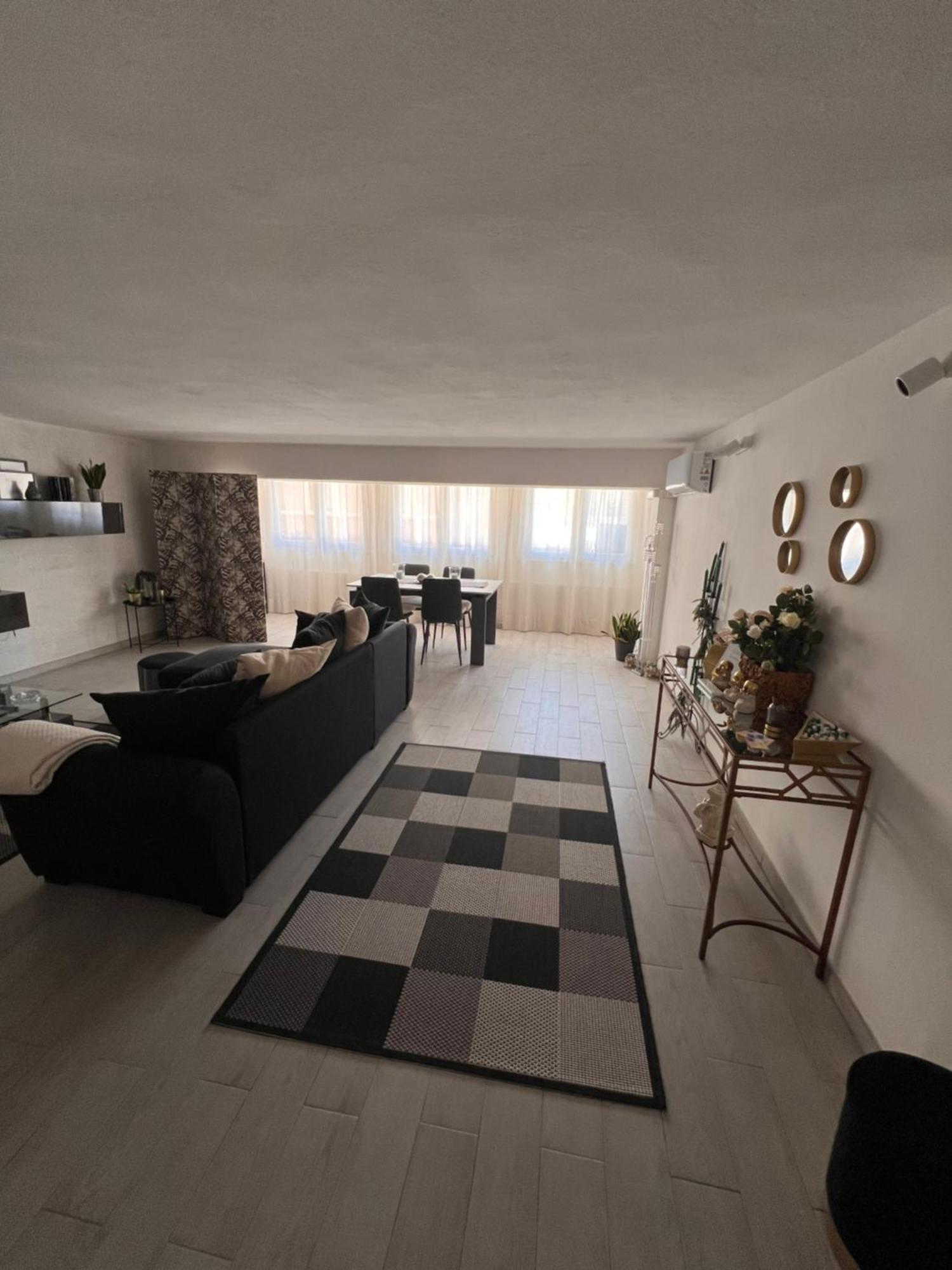 Casa Vacanze Manzoni 29 Cagliari Zewnętrze zdjęcie